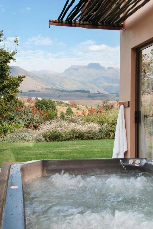 Ama Casa Cottages Champagne Valley Bagian luar foto