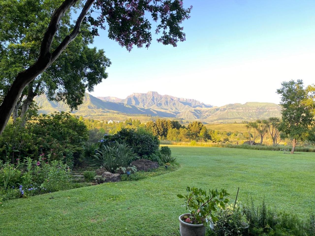 Ama Casa Cottages Champagne Valley Bagian luar foto