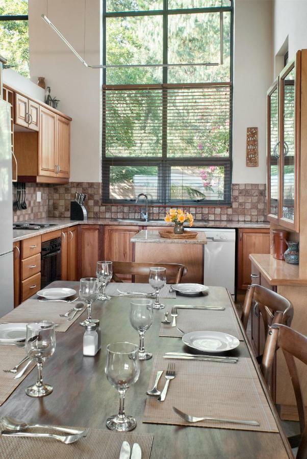 Ama Casa Cottages Champagne Valley Bagian luar foto